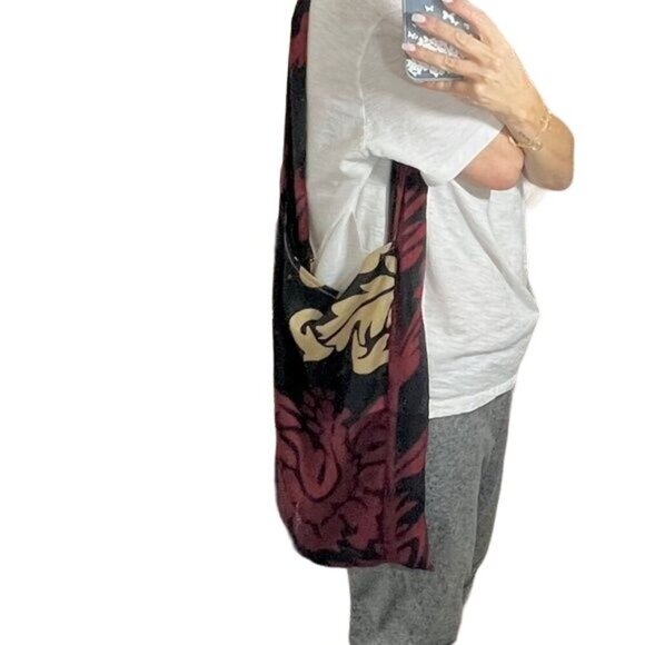 Vintage Beautiful Black Red Silk Shoulder Bag - Picture 3 of 4